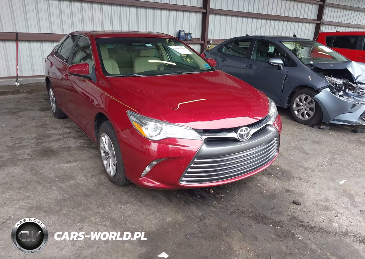 2015 Toyota Camry Le