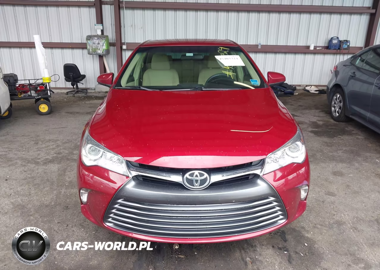 2015 Toyota Camry Le VIN:4T1BF1FK7FU915639 - 12