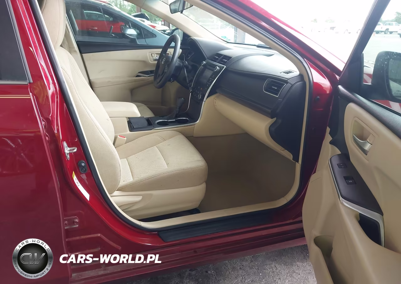 2015 Toyota Camry Le VIN:4T1BF1FK7FU915639 - 5