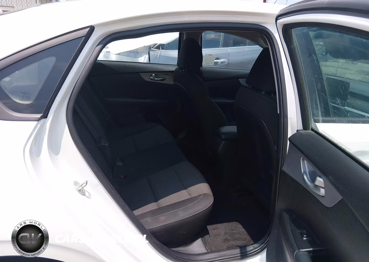 2023 Kia Forte Lxs VIN:3KPF24AD3PE650116 - 8