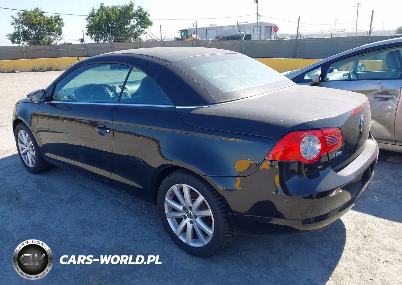 2011 Volkswagen Eos Komfort VIN:WVWAW7AH0BV002448 - 3