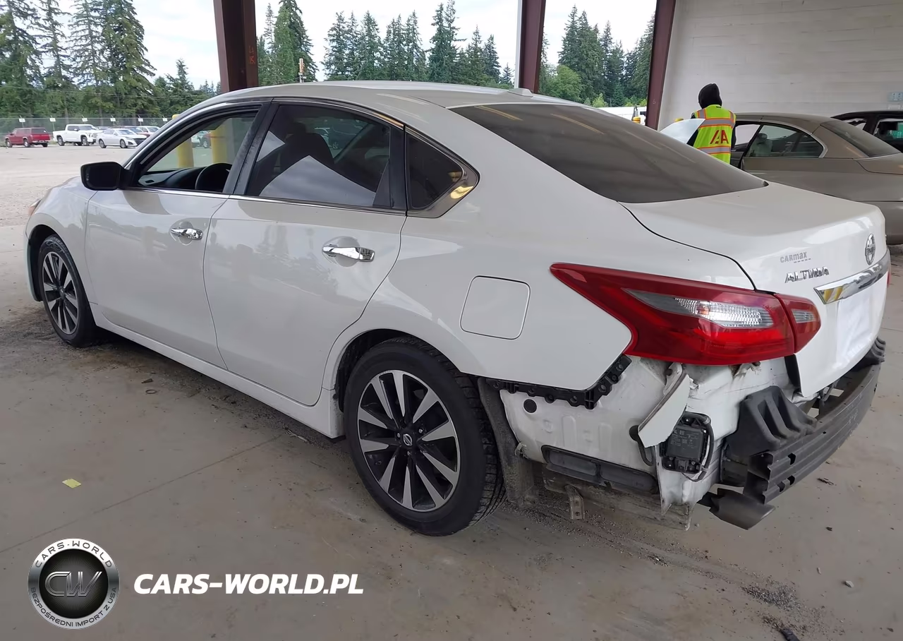 2018 Nissan Altima 2.5 Sv VIN:1N4AL3AP6JC173228 - 3