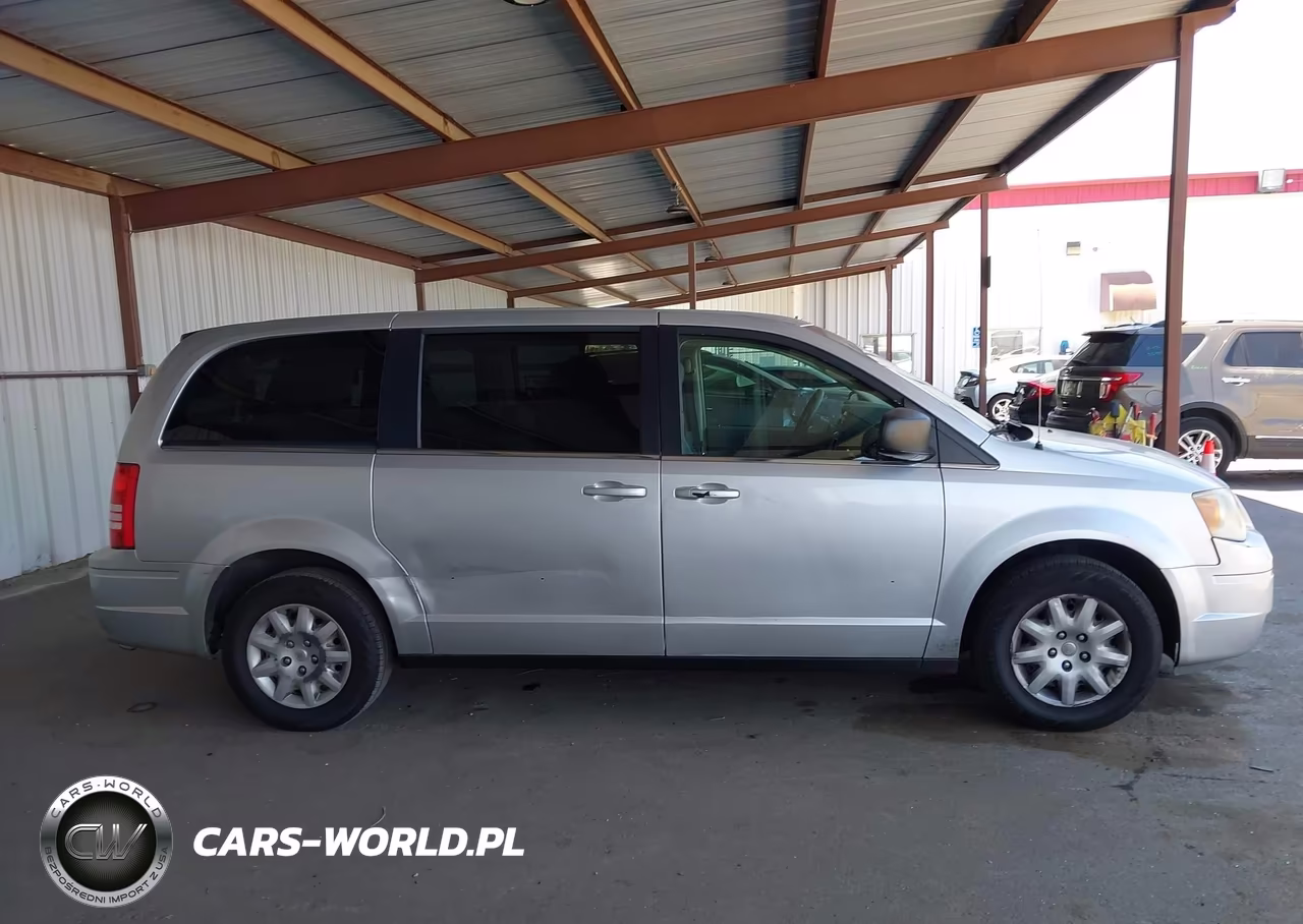 2009 Chrysler Town & Country Lx VIN:2A8HR44E39R514801 - 13
