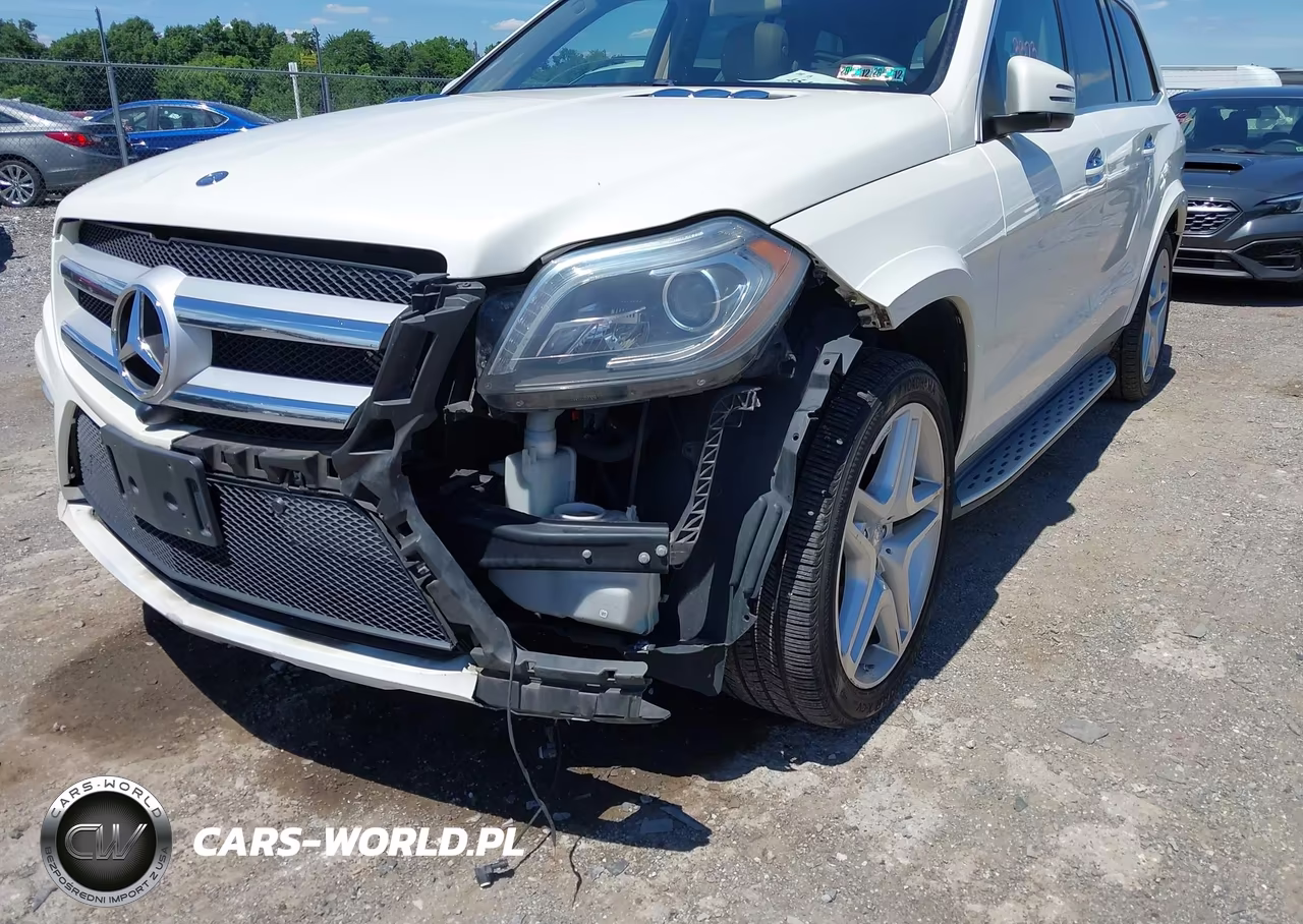 2015 Mercedes-Benz Gl 550 4Matic VIN:4JGDF7DE3FA532386 - 6