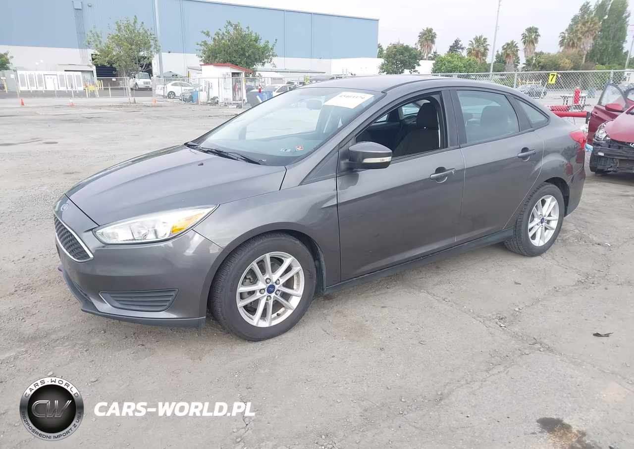 2015 Ford Focus Se VIN:1FADP3F20FL294665 - 2