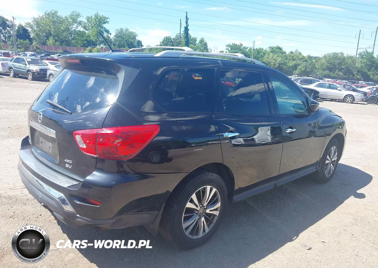 2017 Nissan Pathfinder Sv VIN:5N1DR2MM7HC688746 - 4