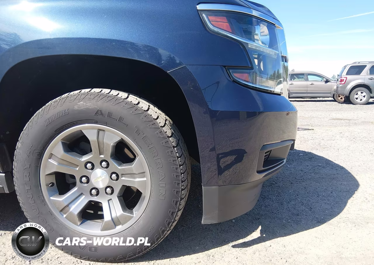 2018 Chevrolet Tahoe Ls VIN:1GNSKAEC1JR337261 - 6