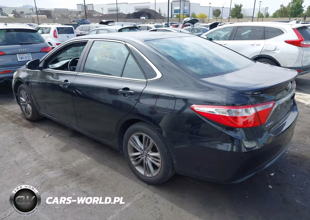 2016 Toyota Camry Se VIN:4T1BF1FK5GU546362 - 3