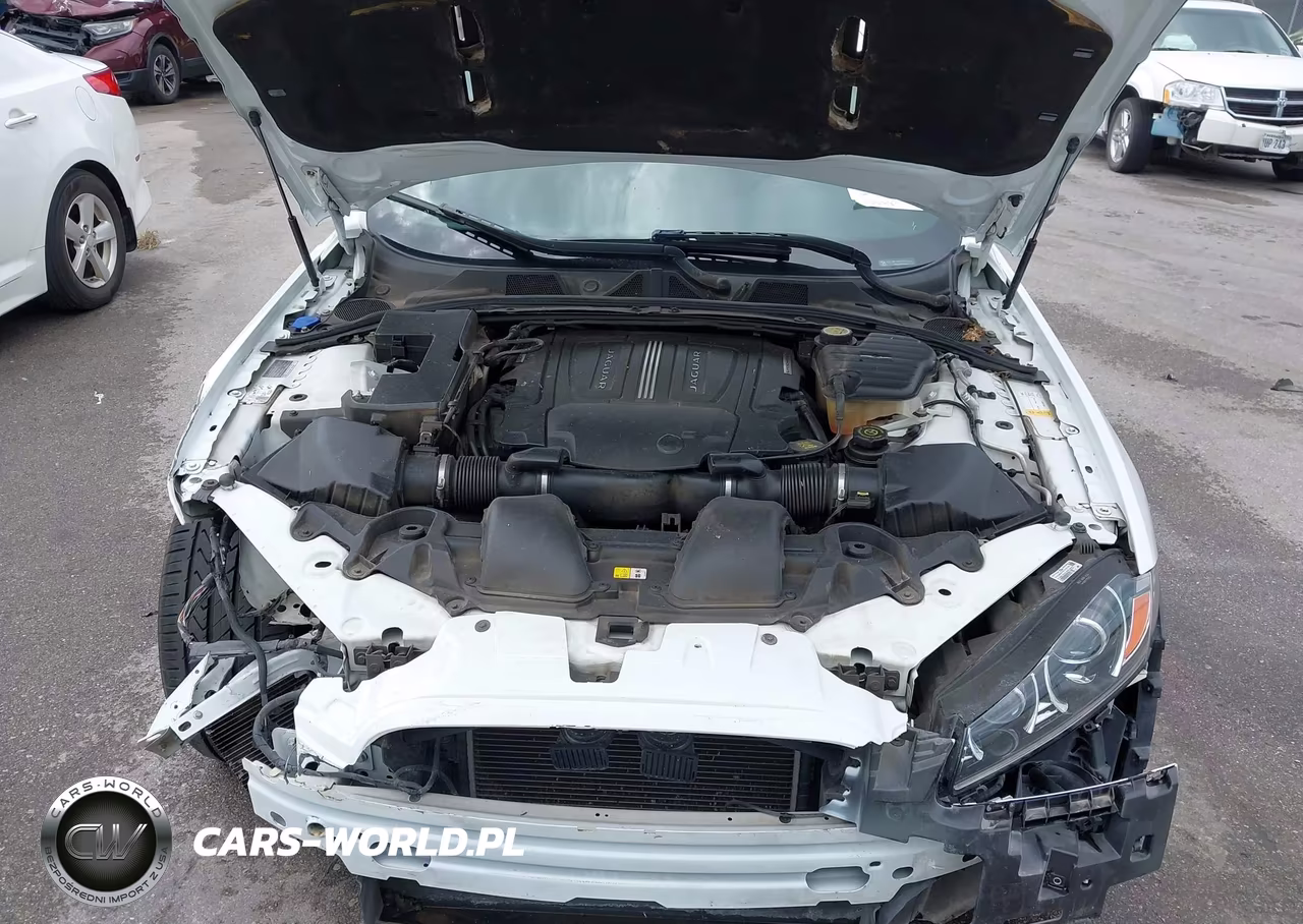 2015 Jaguar Xf 5.0L Supercharged VIN:SAJWA0HP6FMU54507 - 10