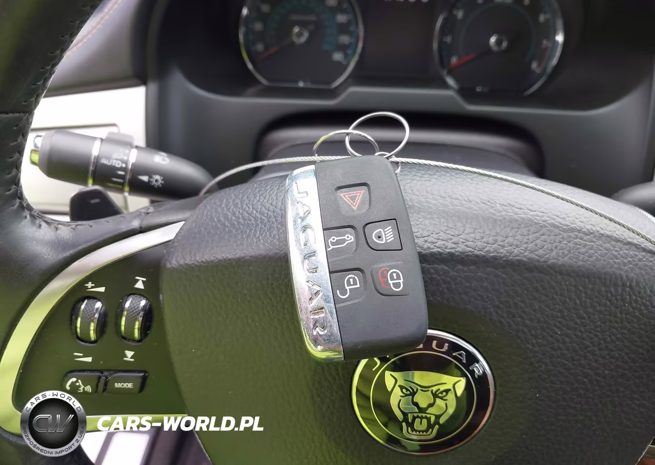 2015 Jaguar Xf 5.0L Supercharged VIN:SAJWA0HP6FMU54507 - 11