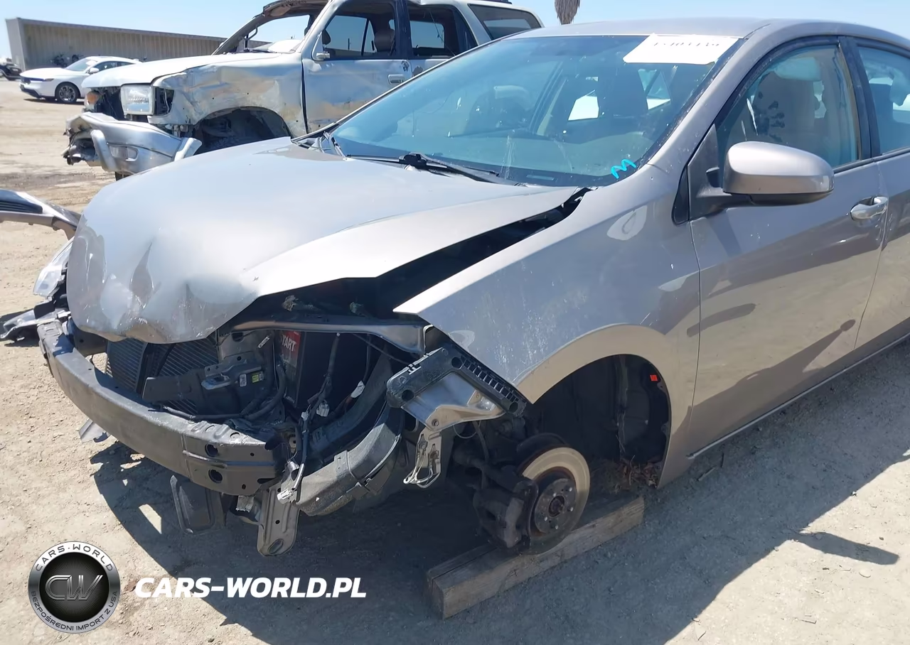 2016 Toyota Corolla Le VIN:2T1BURHE5GC485852 - 18