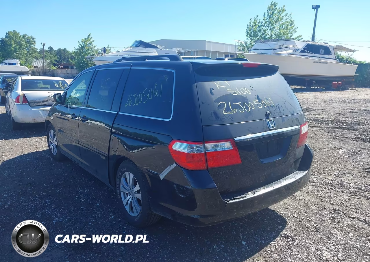 2007 Honda Odyssey Touring VIN:5FNRL38857B092650 - 3