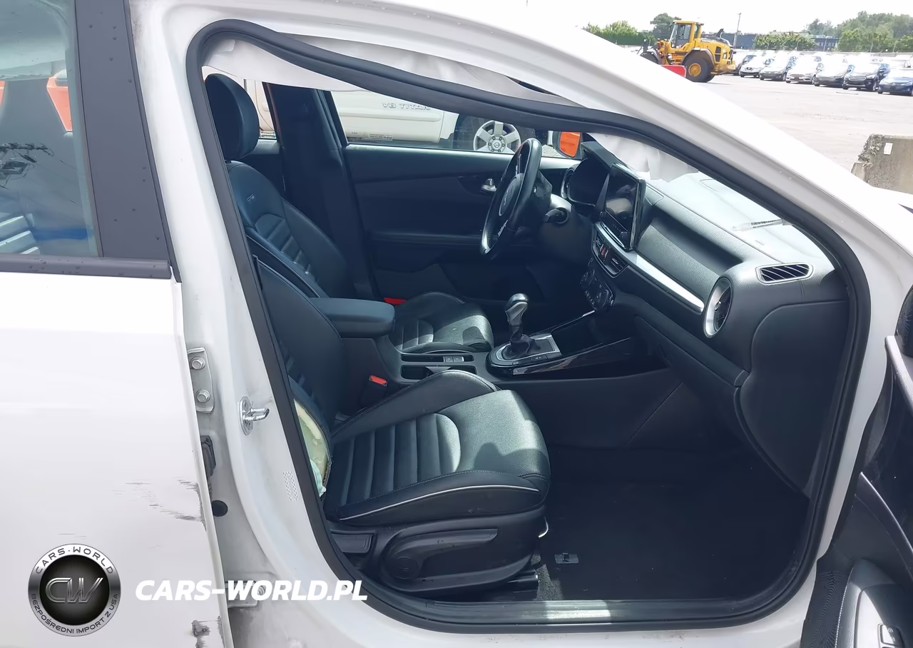 2022 Kia Forte Gt-Line VIN:3KPF54AD0NE440299 - 5