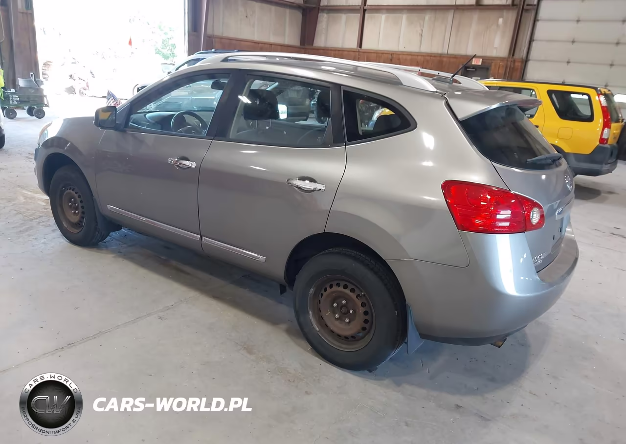 2015 Nissan Rogue Select S VIN:JN8AS5MV7FW769929 - 3