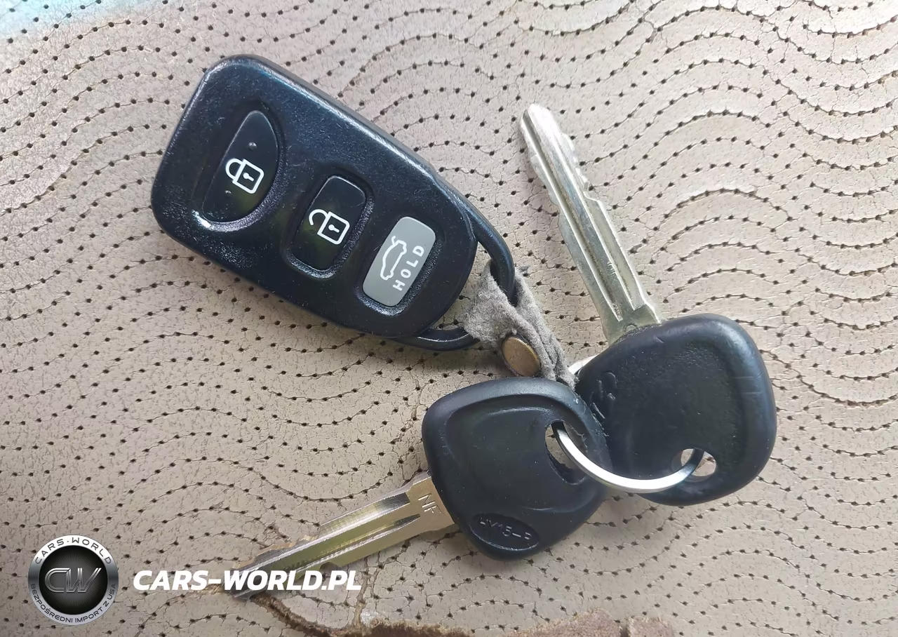 2013 Hyundai Elantra Limited VIN:5NPDH4AE1DH194915 - 11