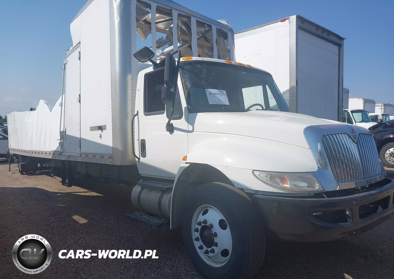 2018 International Durastar 4300 – zdjęcie 1 z 15