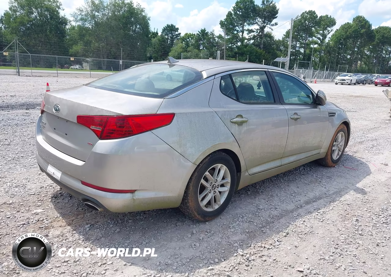 2011 Kia Optima Lx VIN:KNAGM4A72B5077929 - 4