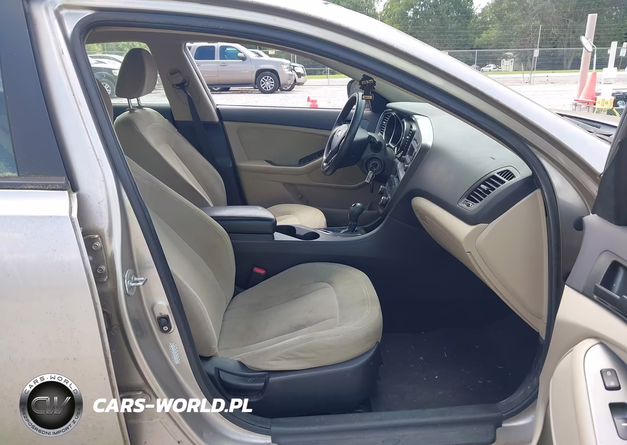 2011 Kia Optima Lx VIN:KNAGM4A72B5077929 - 5