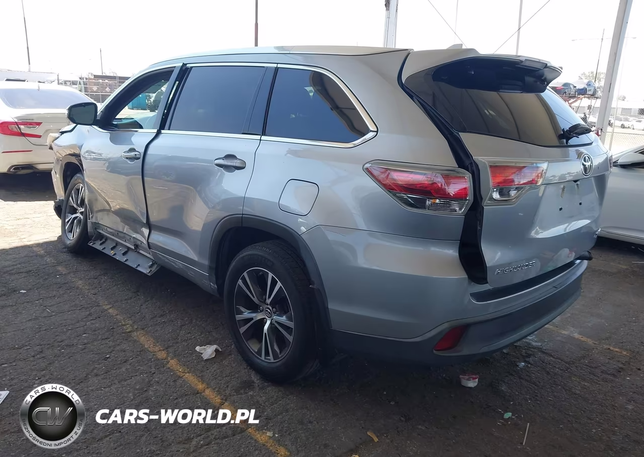 2016 Toyota Highlander Xle V6 VIN:5TDJKRFHXGS286026 - 3