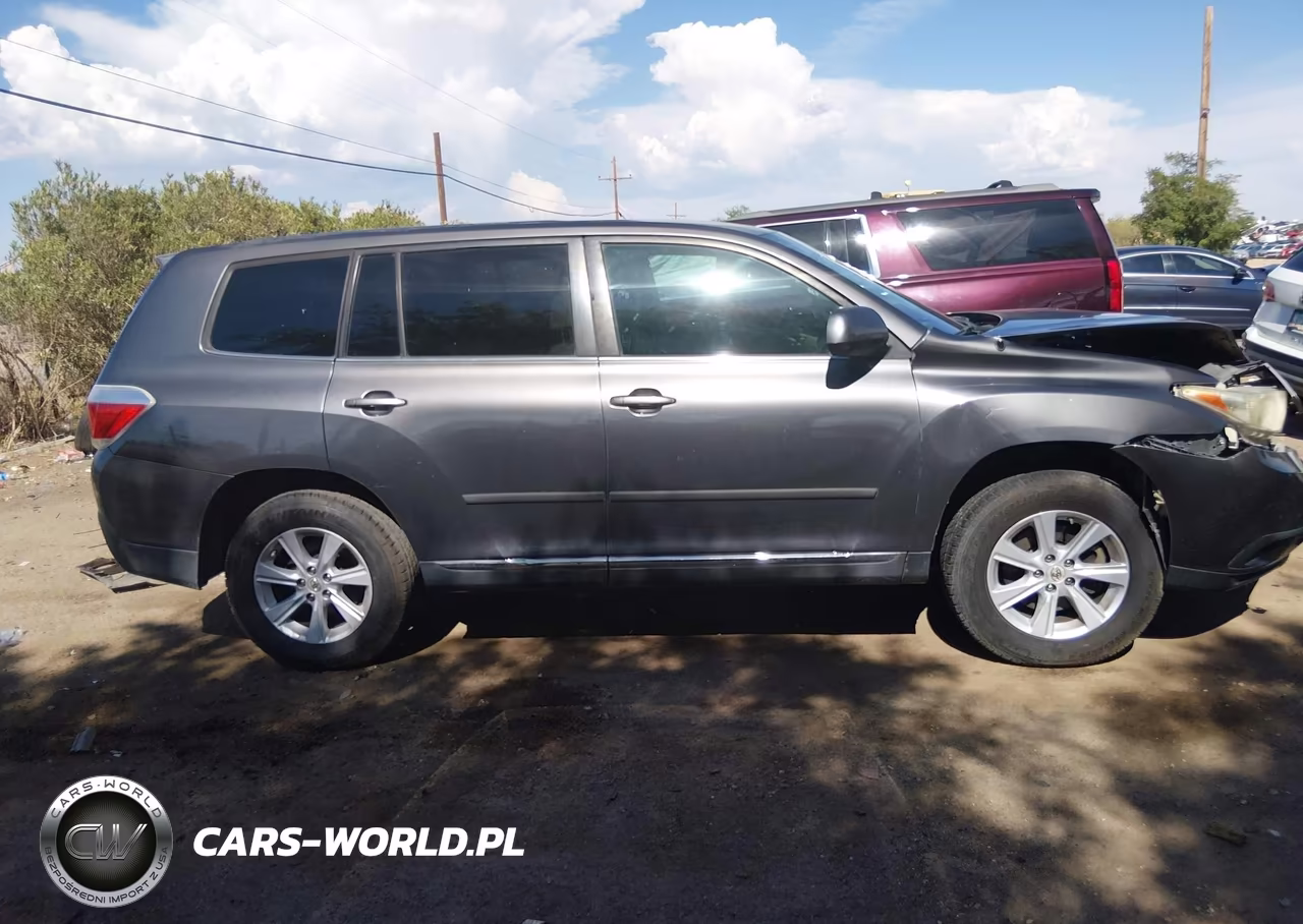 2011 Toyota Highlander Base V6 VIN:5TDZK3EH7BS028346 - 12