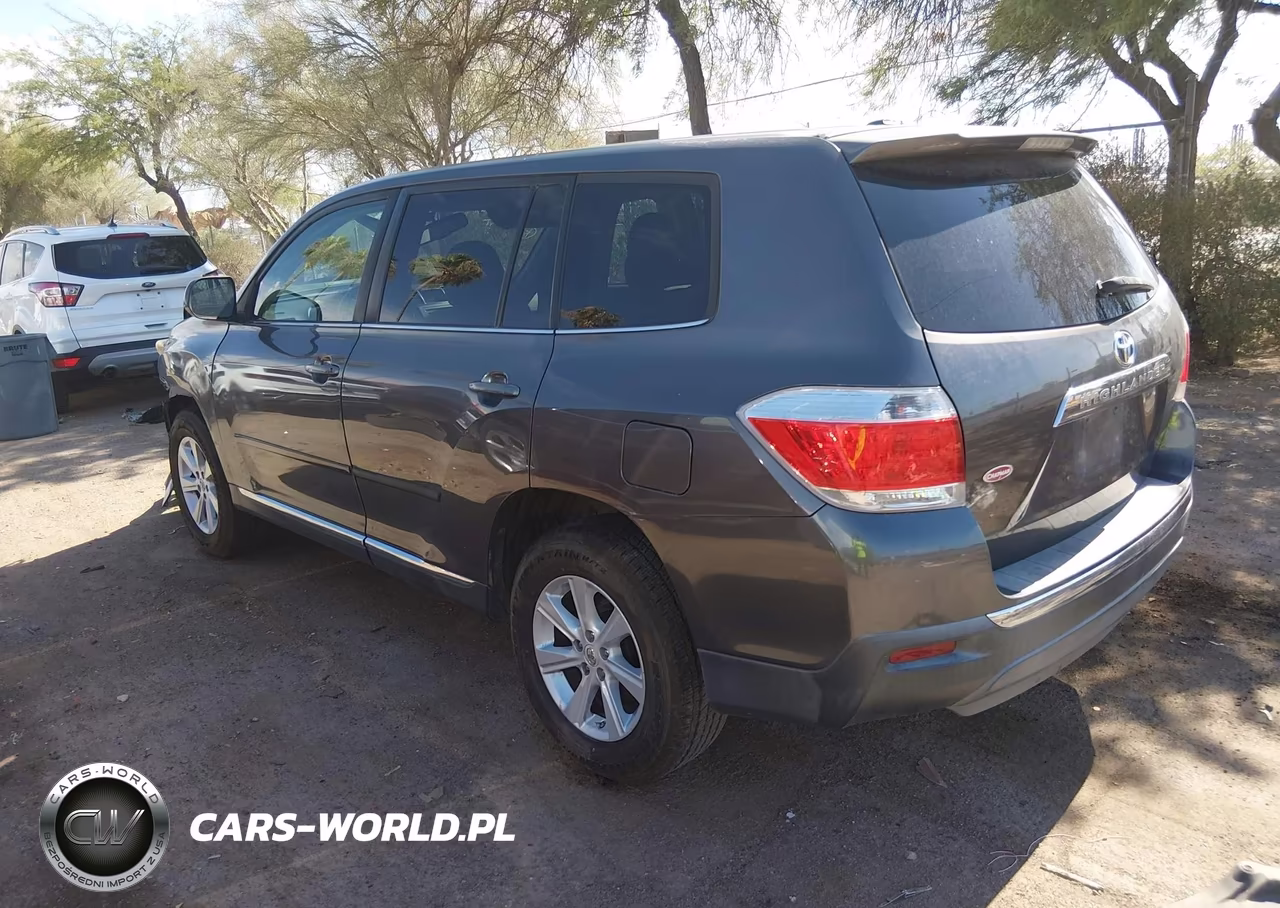 2011 Toyota Highlander Base V6 VIN:5TDZK3EH7BS028346 - 3
