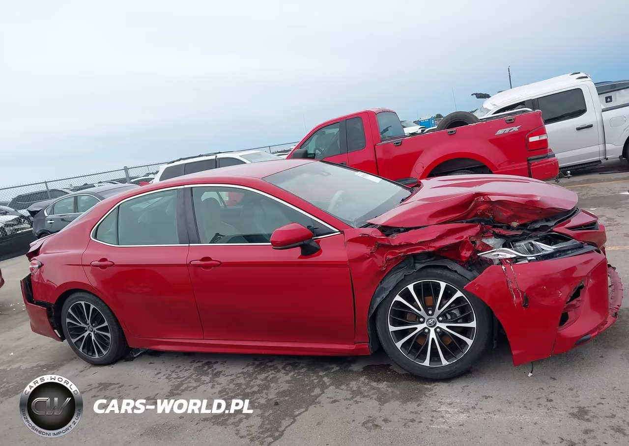 2020 Toyota Camry Se VIN:4T1G11AK5LU345633 - 14