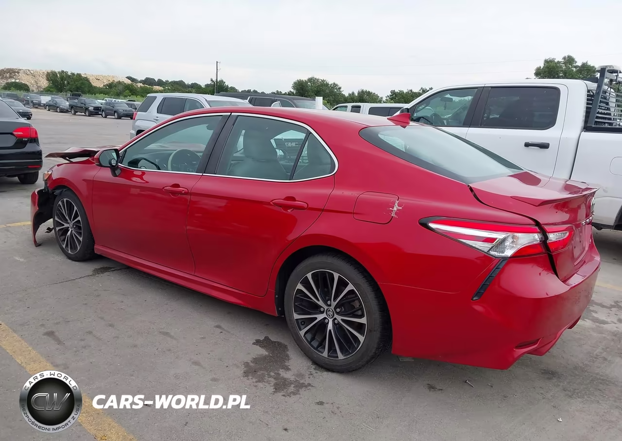 2020 Toyota Camry Se VIN:4T1G11AK5LU345633 - 3