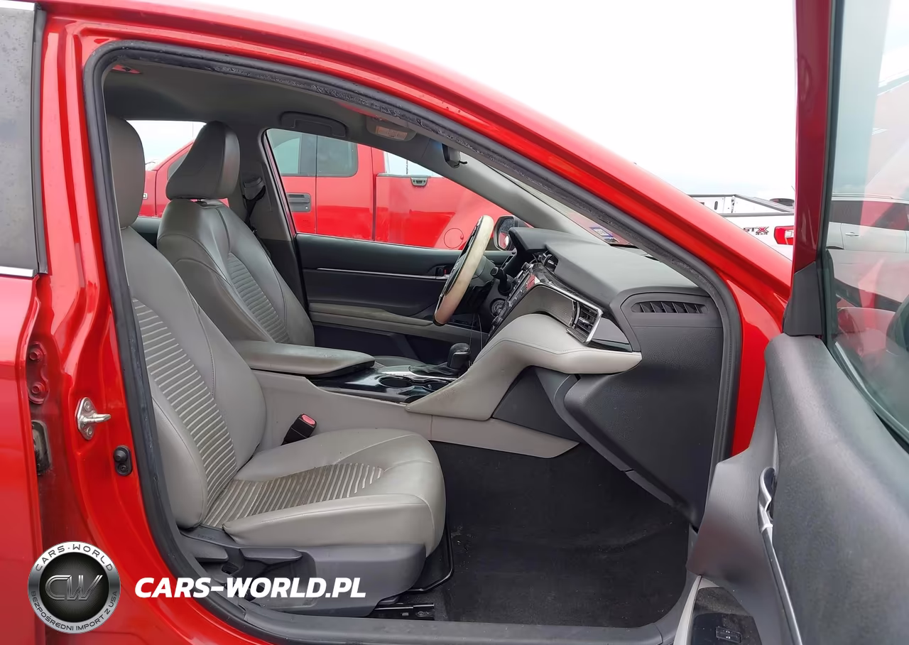 2020 Toyota Camry Se VIN:4T1G11AK5LU345633 - 5