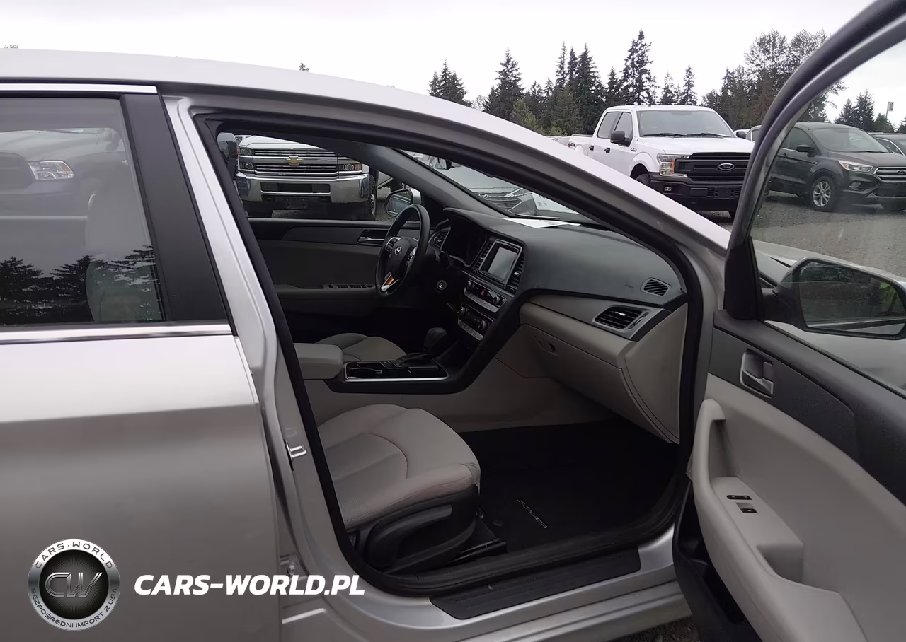 2018 Hyundai Sonata Eco VIN:5NPE24AA7JH680000 - 5