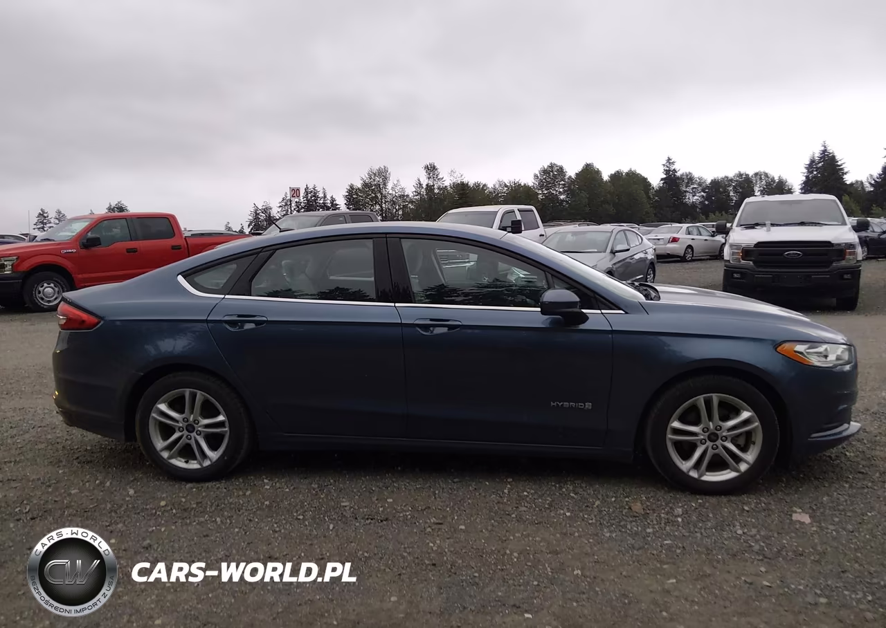 2018 Ford Fusion Hybrid S VIN:3FA6P0UU4JR261688 - 13