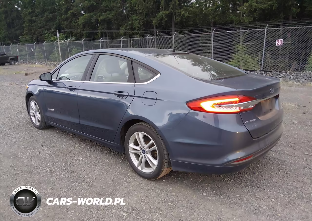 2018 Ford Fusion Hybrid S VIN:3FA6P0UU4JR261688 - 3