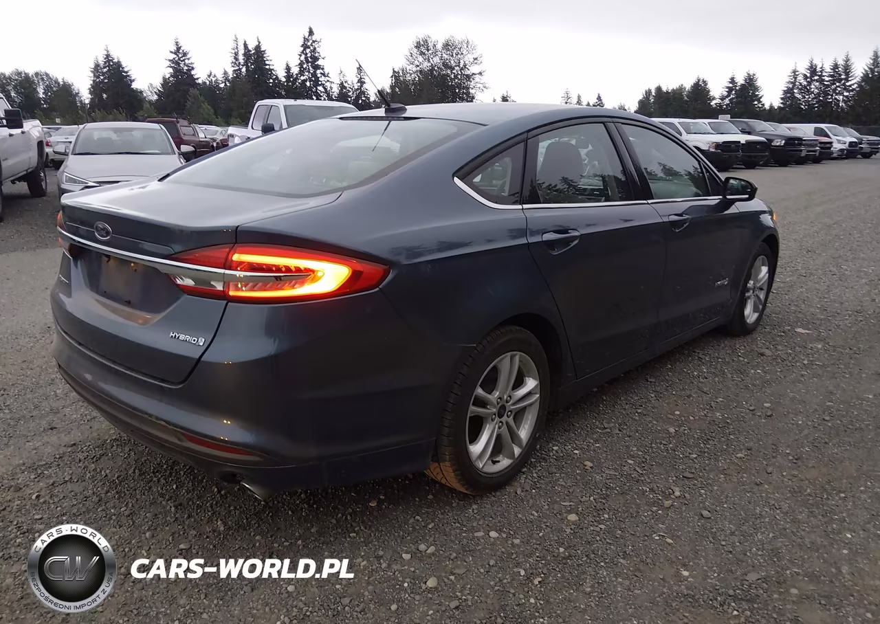 2018 Ford Fusion Hybrid S VIN:3FA6P0UU4JR261688 - 4