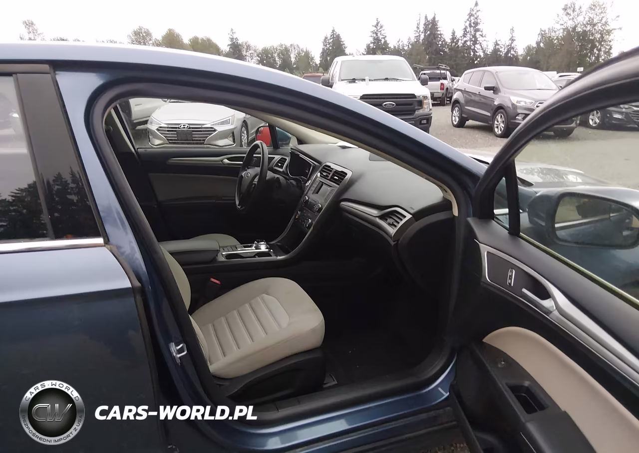 2018 Ford Fusion Hybrid S VIN:3FA6P0UU4JR261688 - 5