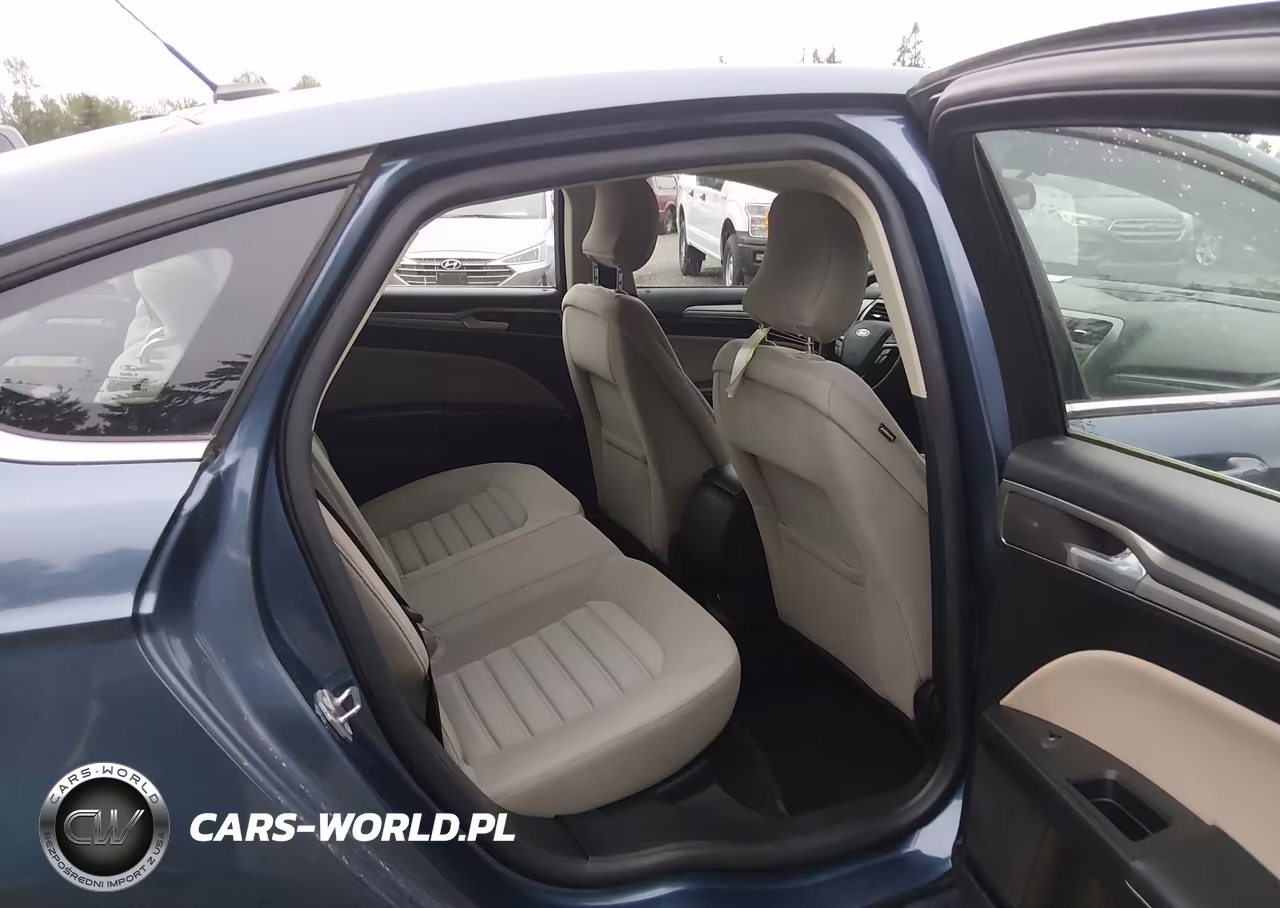 2018 Ford Fusion Hybrid S VIN:3FA6P0UU4JR261688 - 8