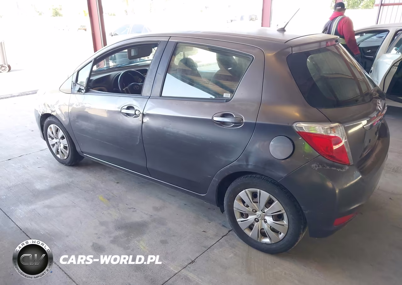 2014 Toyota Yaris Le (Tmc-Cbu Plant) VIN:JTDKTUD34ED578825 - 3