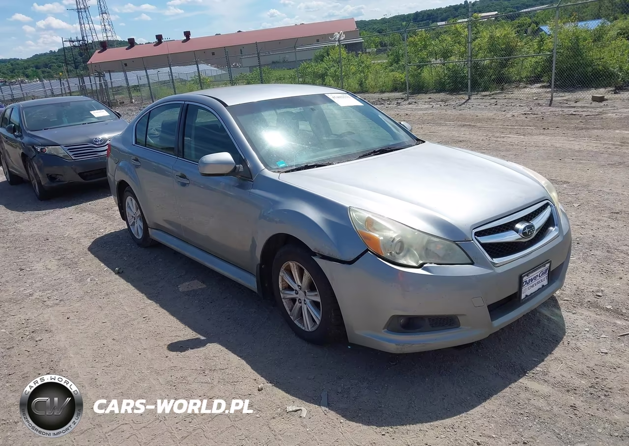 2011 Subaru Legacy 2.5I Premium – zdjęcie 1 z 11
