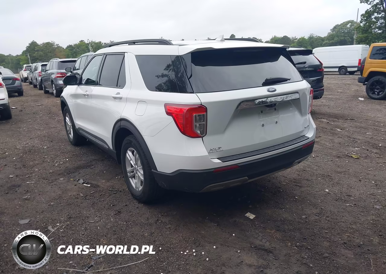 2020 Ford Explorer Xlt VIN:1FMSK8DH6LGC55485 - 3