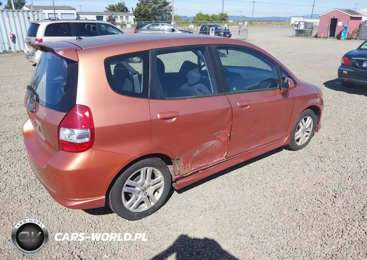 2007 Honda Fit Sport VIN:JHMGD37627S065282 - 4