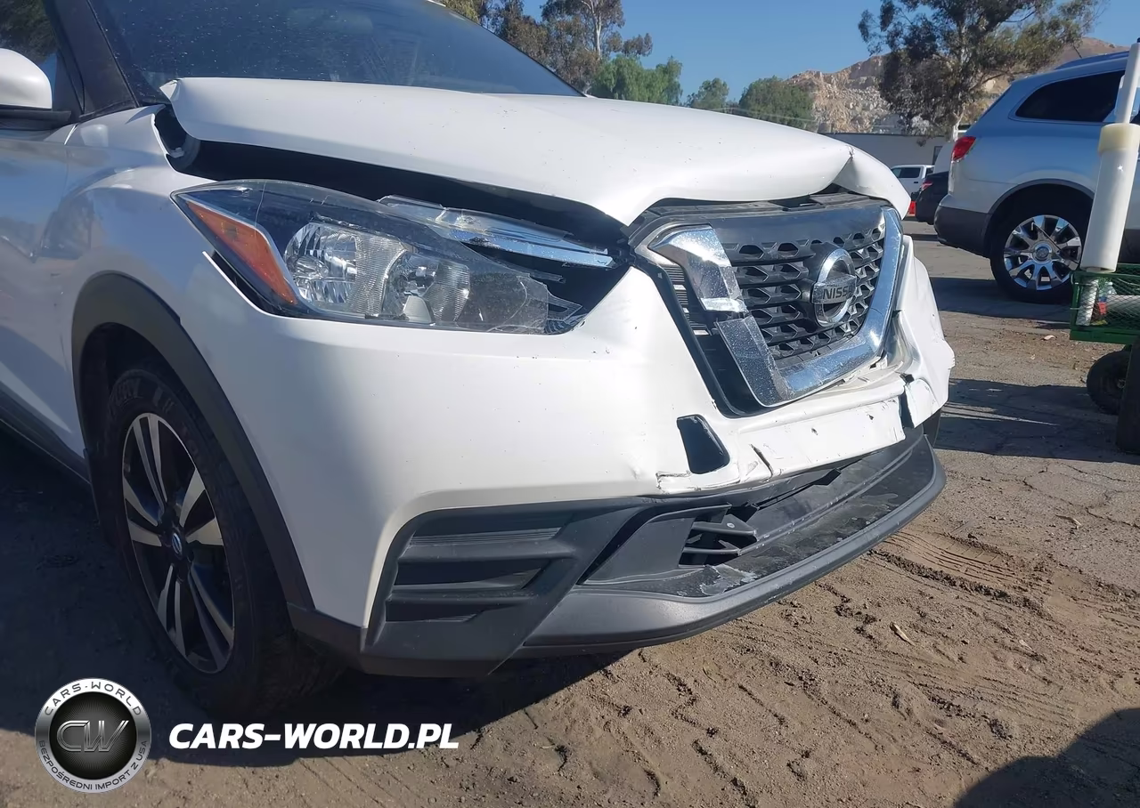 2018 Nissan Kicks Sv VIN:3N1CP5CU6JL523681 - 12