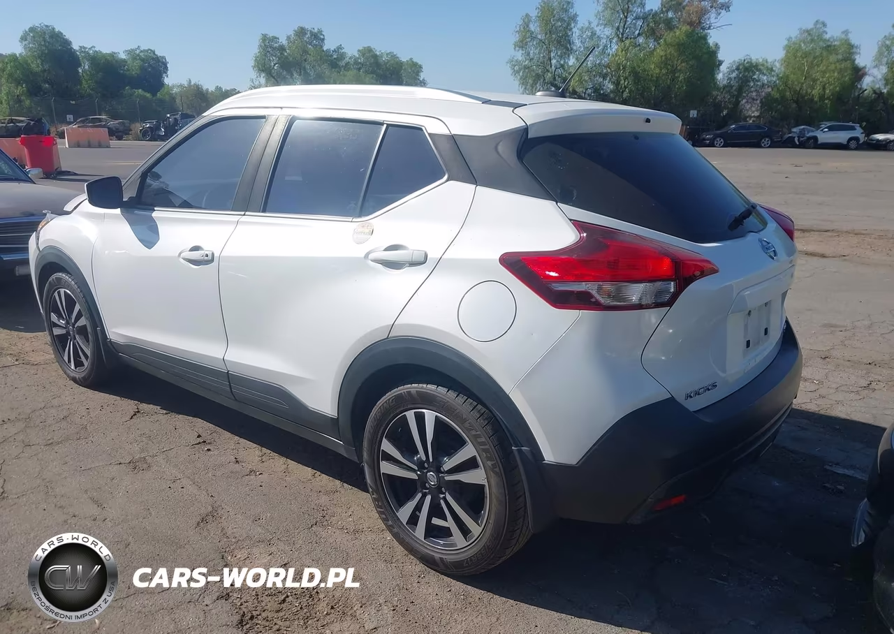 2018 Nissan Kicks Sv VIN:3N1CP5CU6JL523681 - 3