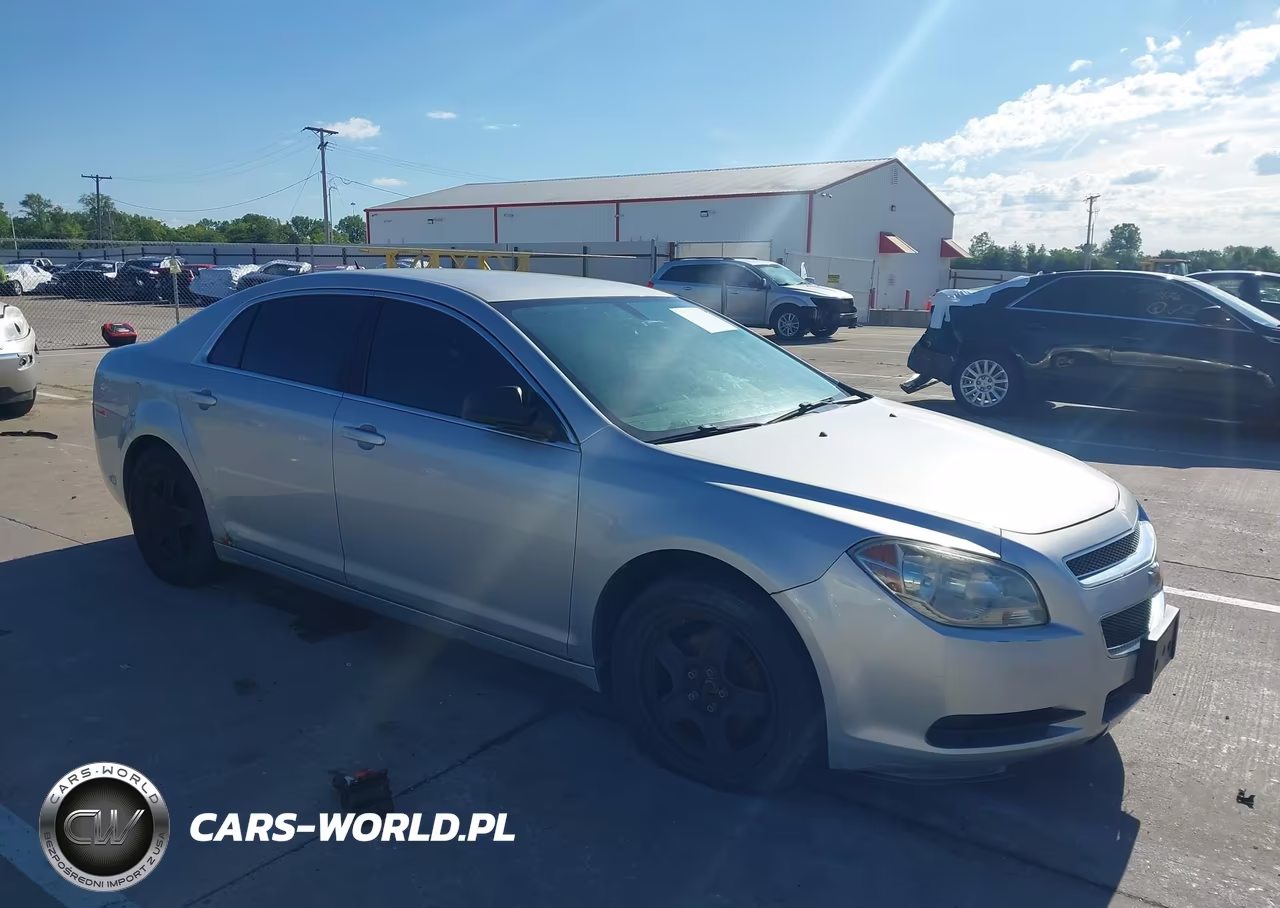 2011 Chevrolet Malibu Ls – zdjęcie 1 z 11