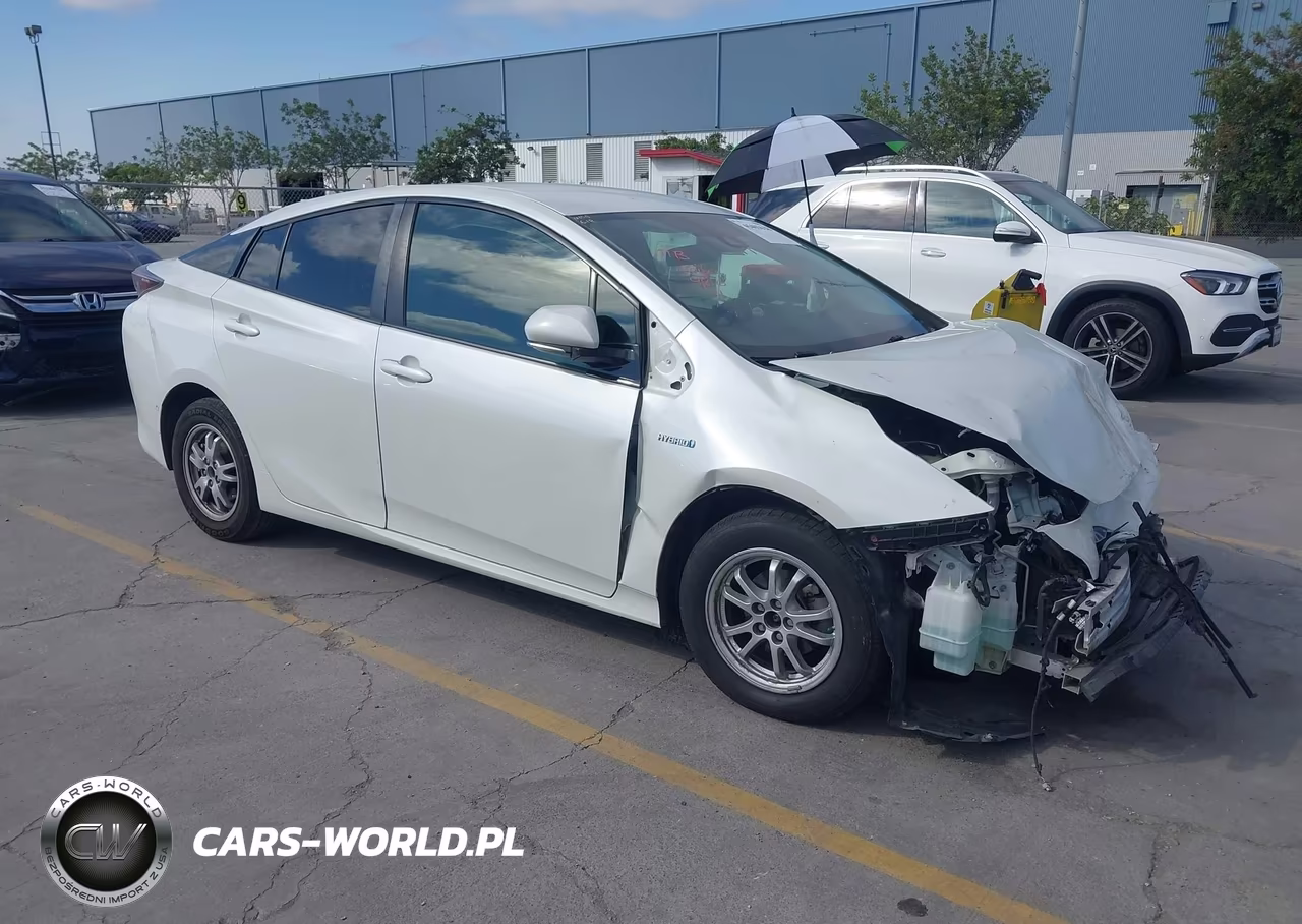 2018 Toyota Prius Two – zdjęcie 1 z 17