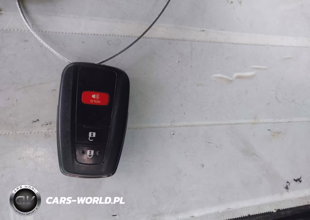 2018 Toyota Prius Two VIN:JTDKBRFU8J3074672 - 11