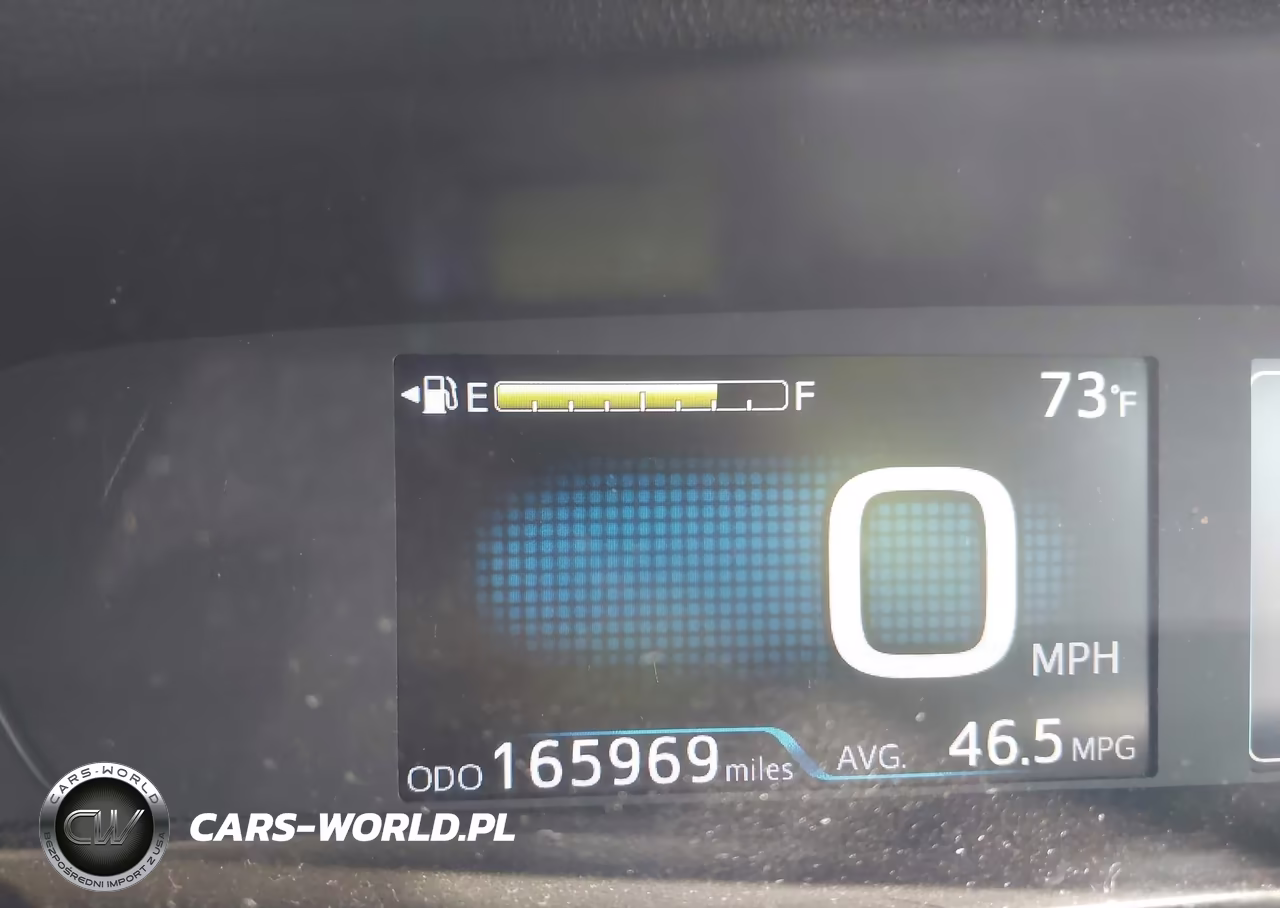 2018 Toyota Prius Two VIN:JTDKBRFU8J3074672 - 16