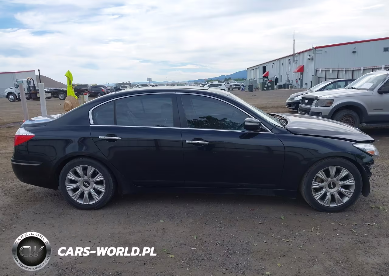 2011 Hyundai Genesis 3.8 VIN:KMHGC4DE7BU143246 - 14