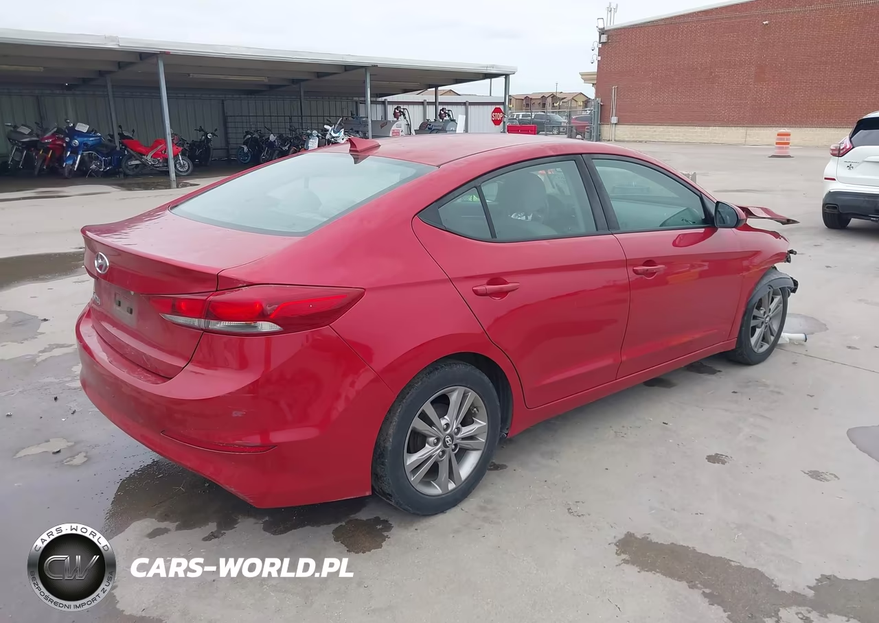 2017 Hyundai Elantra Se VIN:5NPD84LF4HH021160 - 4