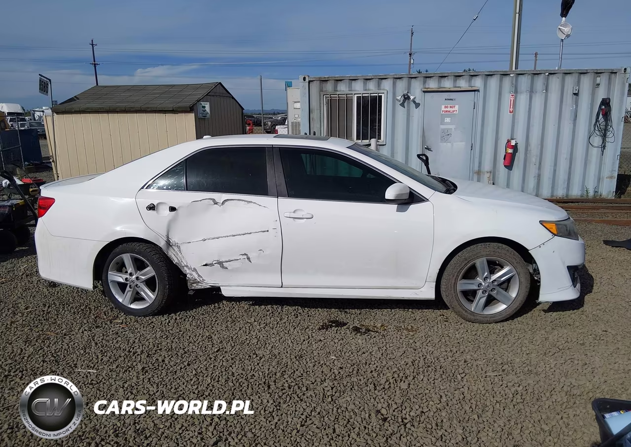 2013 Toyota Camry Se VIN:4T1BF1FK9DU688483 - 14