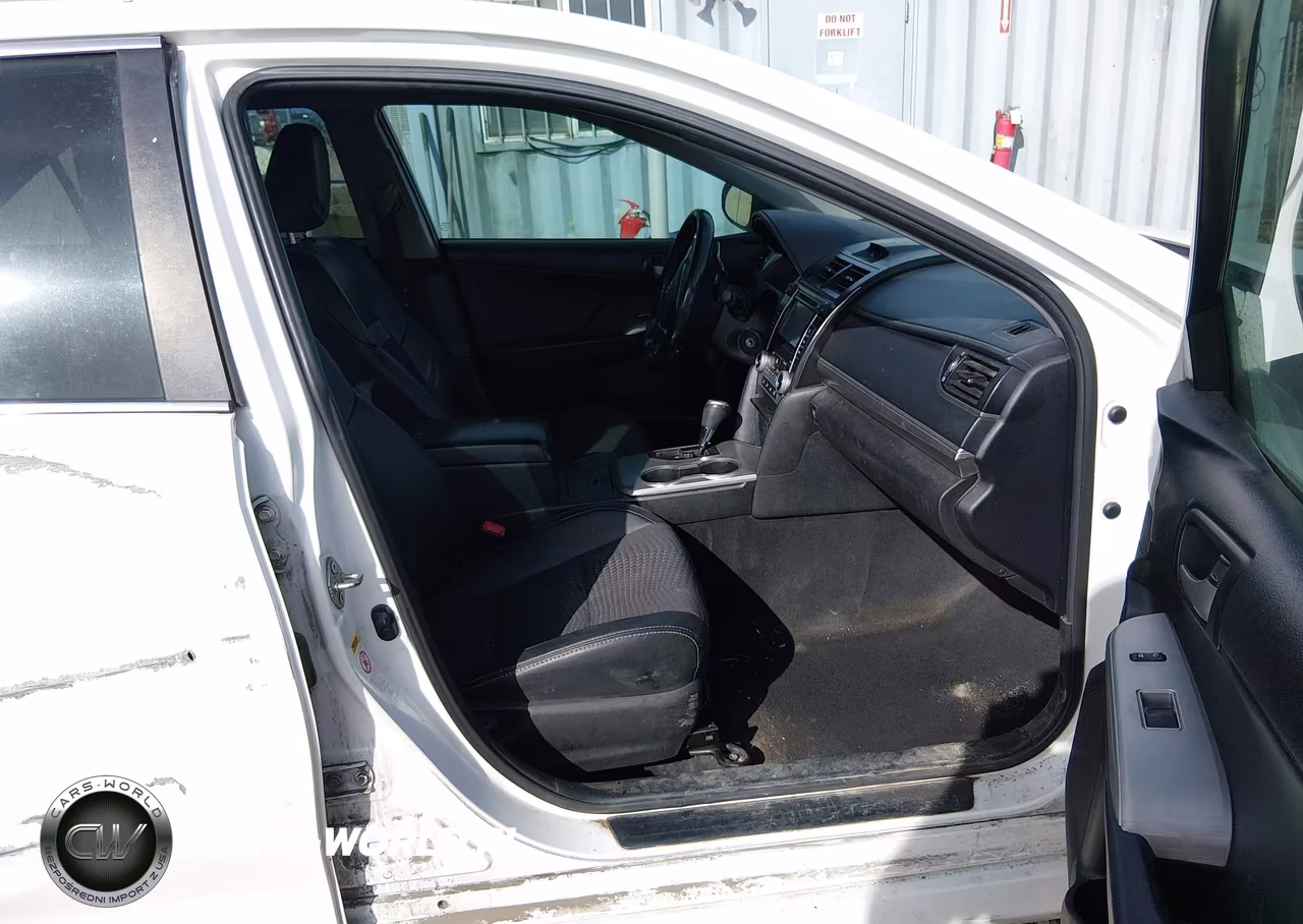 2013 Toyota Camry Se VIN:4T1BF1FK9DU688483 - 5