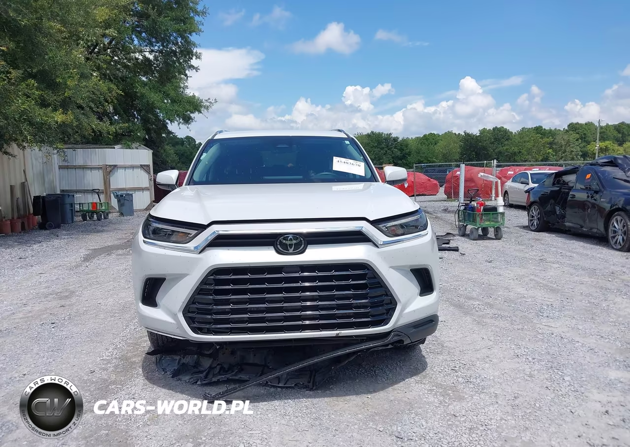 2024 Toyota Grand Highlander Xle VIN:5TDAAAB50RS055851 - 13