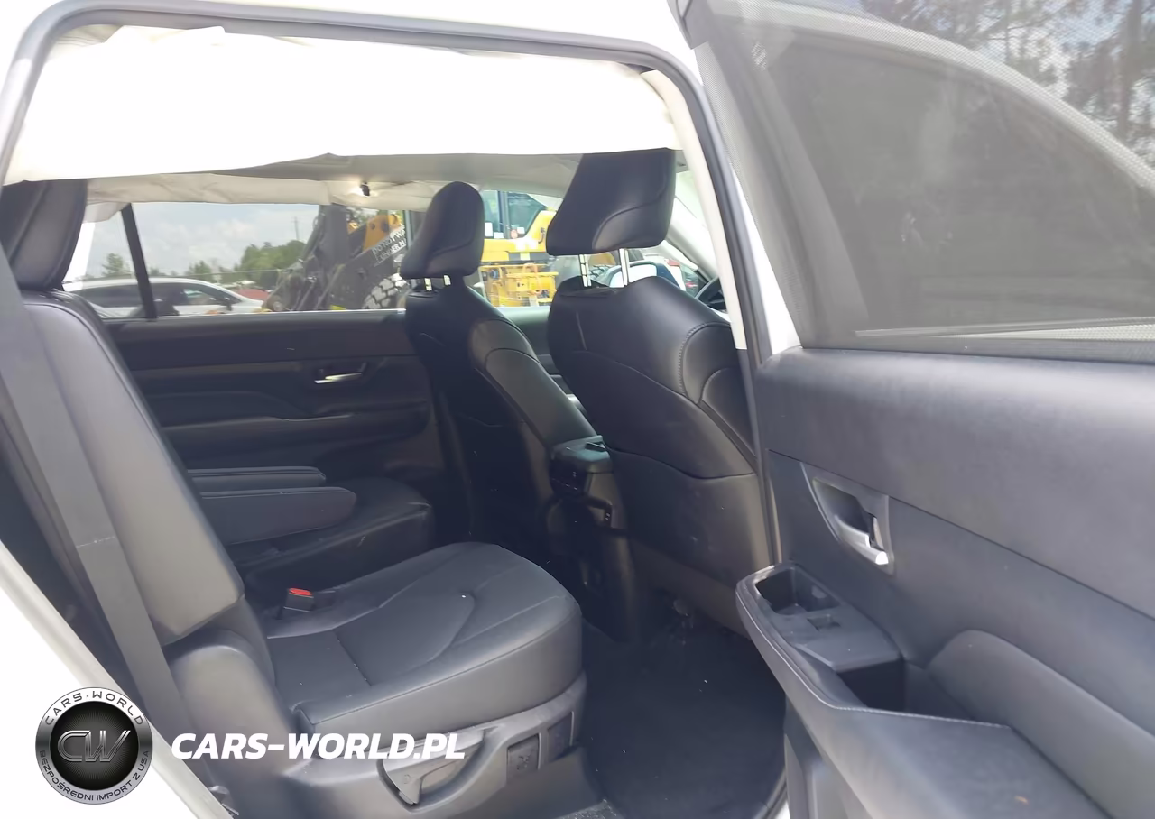 2024 Toyota Grand Highlander Xle VIN:5TDAAAB50RS055851 - 8
